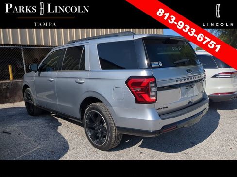 Used 2023 Ford Expedition Limited RWD image 5