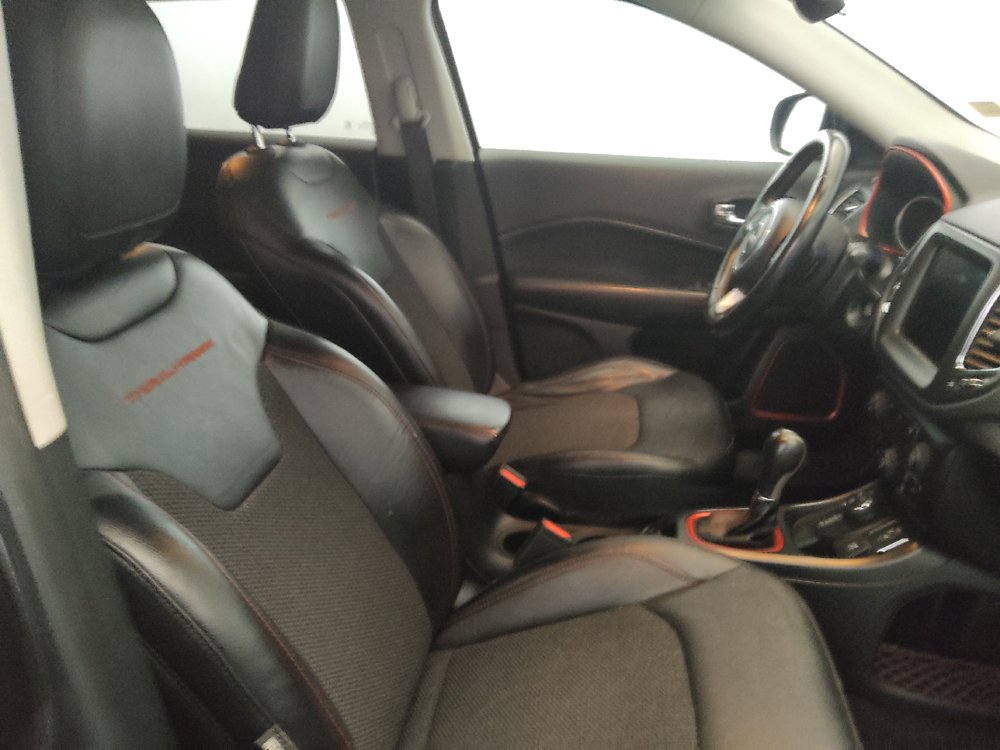 Used 2019 Jeep Compass Trailhawk AWD/4WD image 21