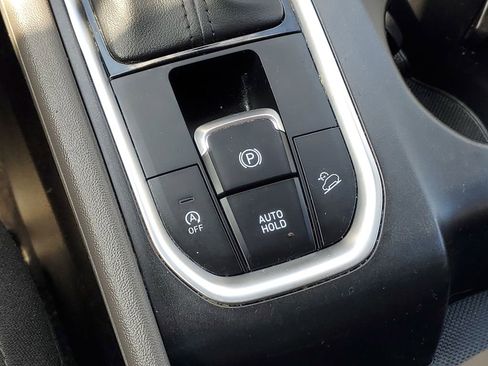 Used 2020 Hyundai Santa Fe SE image 26