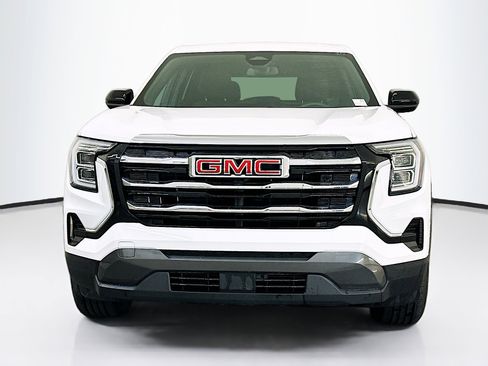 Used 2025 GMC Terrain Elevation image 2