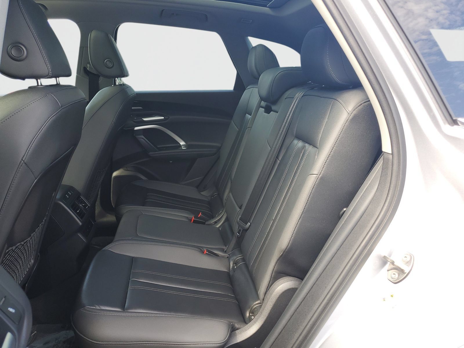 Used 2025 Audi Q5 Premium w/ Premium Plus AWD/4WD image 13