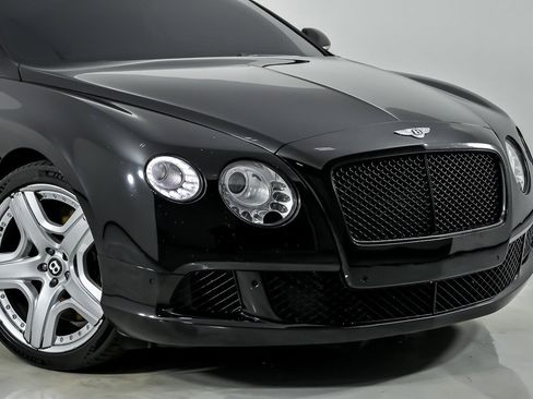 Used 2012 Bentley Continental GT image 3