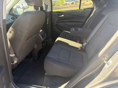 Used 2019 Chevrolet Equinox LT AWD/4WD image 15