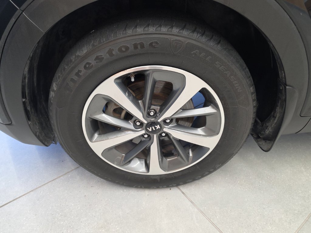 Used 2019 Kia Sorento EX FWD image 53