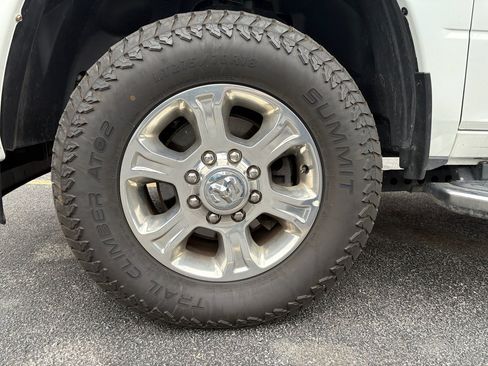 Used 2024 RAM 2500 Laramie w/ Cold Weather Group AWD/4WD image 28