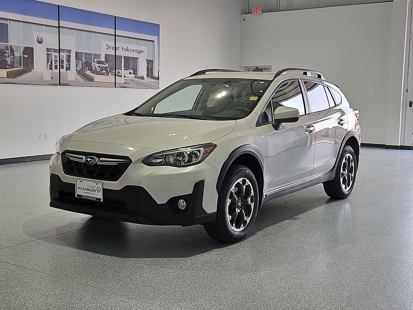 Used 2022 Subaru Crosstrek 2.0i Premium w/ Popular Package #4A AWD/4WD image 4