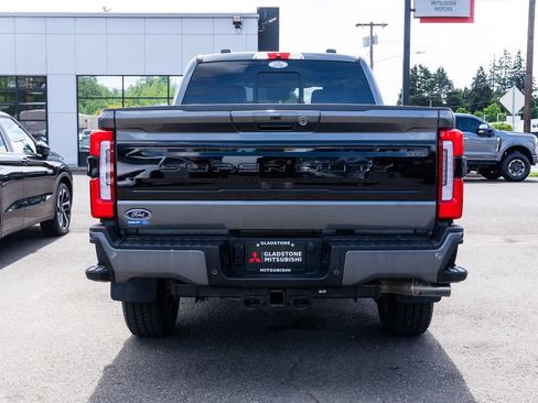 Used 2026 Ford F350 Platinum w/ FX4 Off-Road Package AWD/4WD image 5