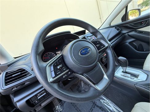 Used 2018 Subaru Impreza 2.0i AWD/4WD image 8