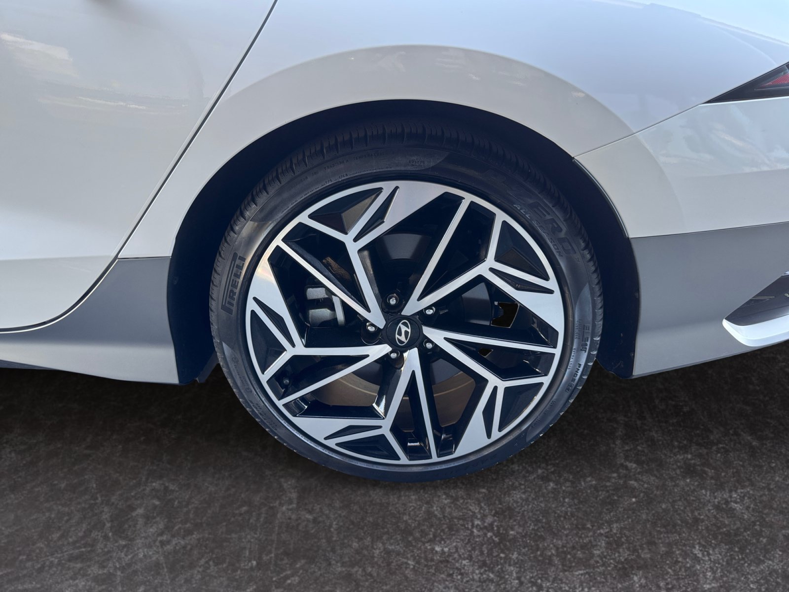 Used 2023 Hyundai Ioniq 6 SEL RWD image 14