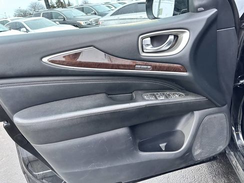 Used 2016 INFINITI QX60 Luxe w/ Deluxe Technology Package image 21