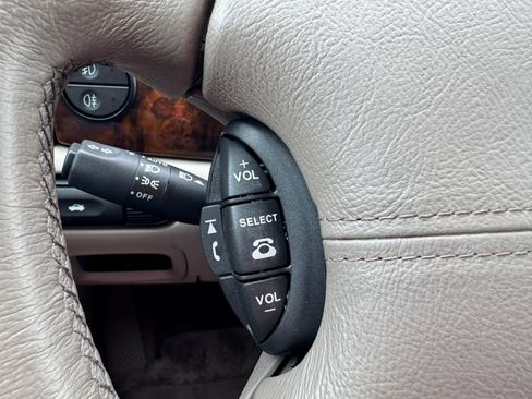 Used 2001 Jaguar XJ Supercharged RWD image 99