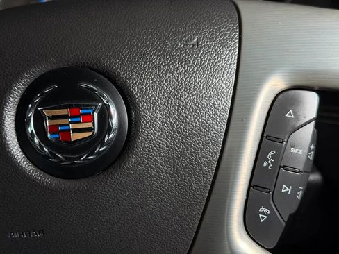 Used 2013 Cadillac Escalade ESV Platinum AWD/4WD image 40