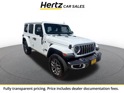 Used 2025 Jeep Wrangler Unlimited Sahara AWD/4WD image 1