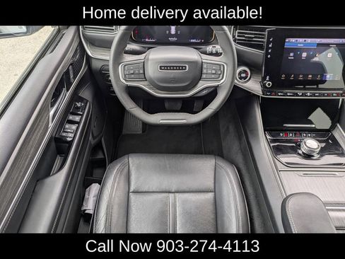 Used 2024 Jeep Wagoneer L Series II image 13