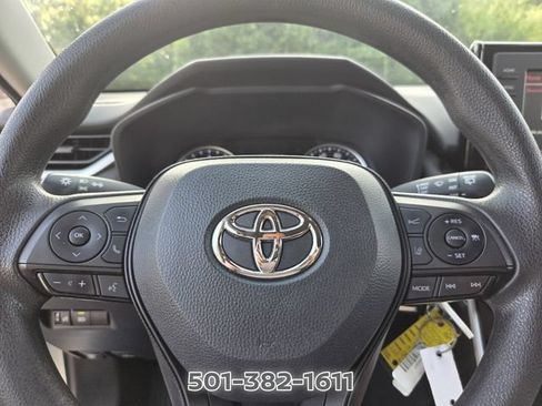 Used 2022 Toyota RAV4 LE FWD image 24