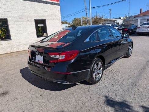 Used 2019 Honda Accord EX image 6