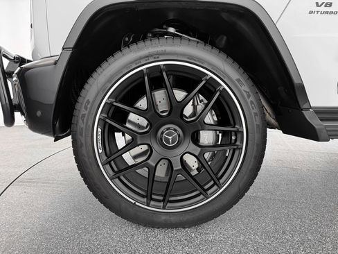 Used 2025 Mercedes-Benz G 63 AMG 4MATIC image 34