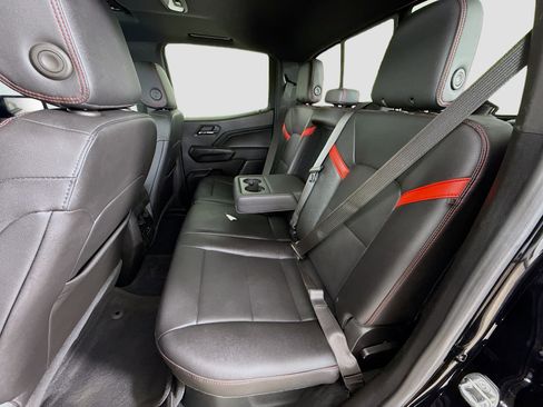 Used 2023 Chevrolet Colorado Z71 w/ Z71 Convenience Package 2 image 26