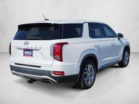 Used 2022 Hyundai Palisade SE image 5