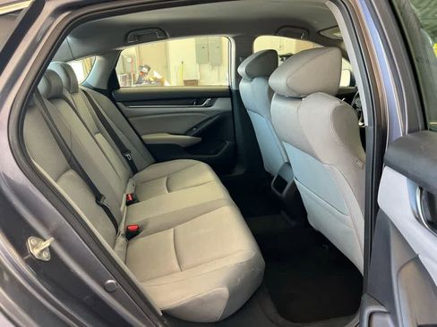 Used 2019 Honda Accord LX image 17