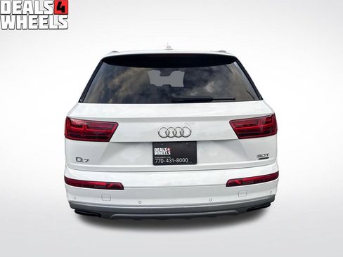 Used 2017 Audi Q7 3.0T Premium Plus AWD/4WD image 4