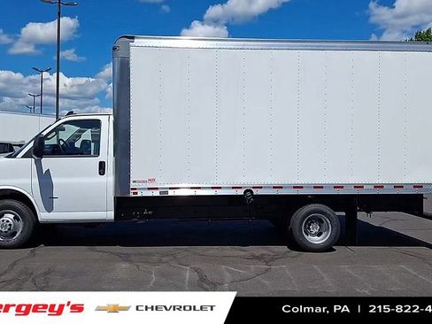 New 2025 Chevrolet Express 3500 w/ Power Convenience Package image 5