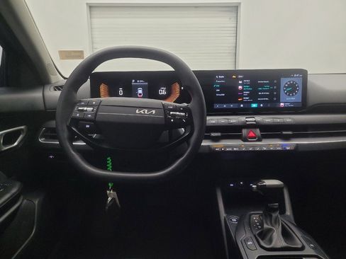 Used 2025 Kia K4 FWD image 22
