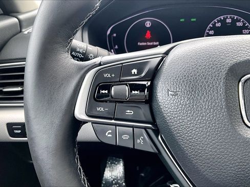 Used 2019 Honda Accord EX-L image 10