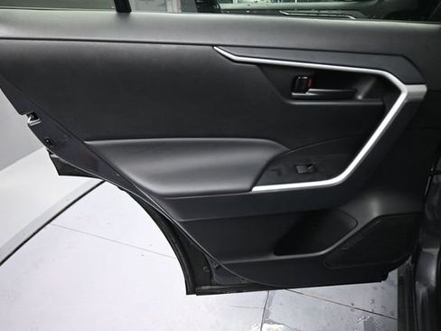 Used 2025 Toyota RAV4 LE AWD/4WD image 18