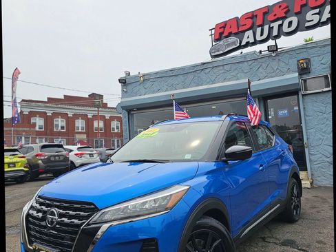 Used 2021 Nissan Kicks SR image 4