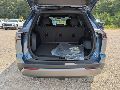 New 2026 Chevrolet Equinox LT w/ Safety and Technology Package FWD image 30