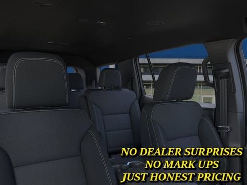 New 2026 Chevrolet Traverse LT FWD image 24