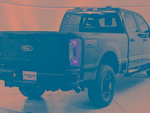 Certified 2026 Ford F250 XL w/ STX Appearance Package image 3