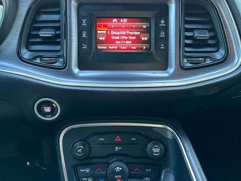 Used 2016 Dodge Challenger SXT image 26