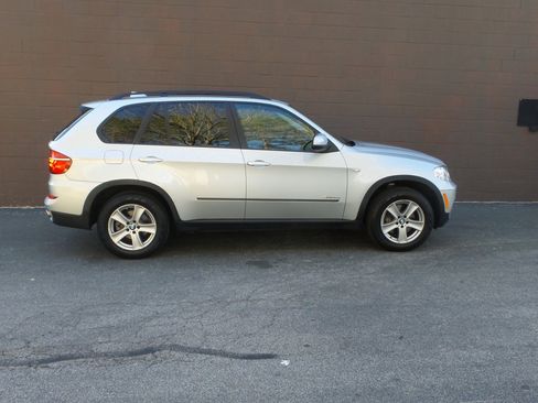 Used 2012 BMW X5 xDrive35d image 35
