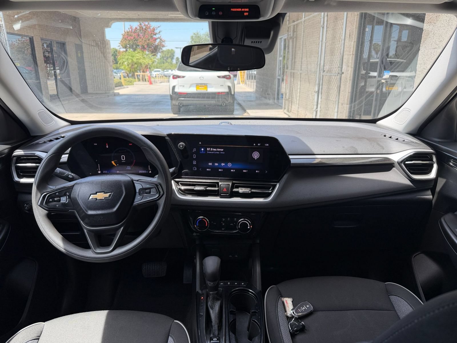 Used 2025 Chevrolet TrailBlazer LT FWD image 31