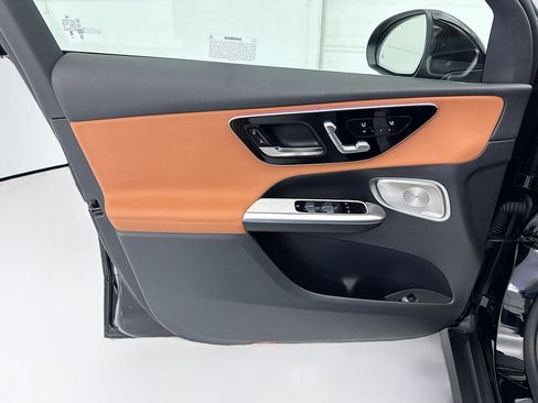 Certified 2026 Mercedes-Benz GLC 300 image 23