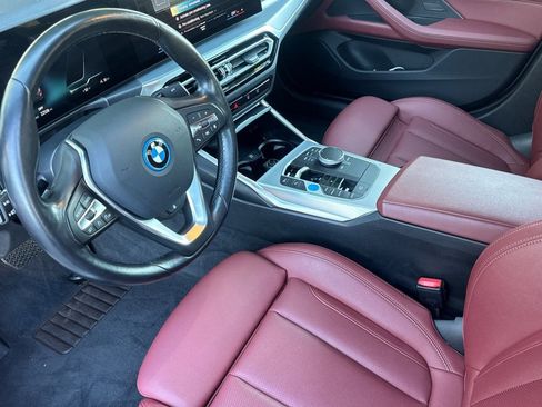 Used 2023 BMW i4 eDrive35 w/ Premium Package image 4