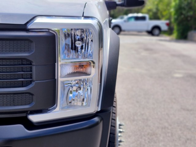 New 2026 Ford F550 4x4 Regular Cab Super Duty image 9