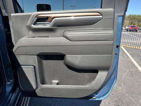 New 2026 Chevrolet Silverado 2500 High Country w/ High Country Premium Package AWD/4WD image 17