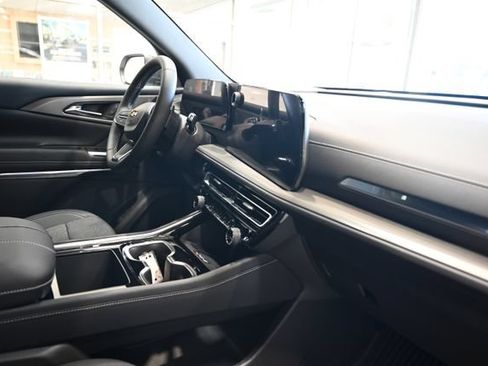 New 2026 Chevrolet Traverse LT w/ Driver Confidence Package FWD image 14