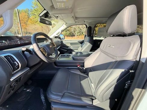 New 2025 Ford Expedition Max Platinum w/ Driver's Package image 16