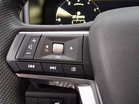 Used 2025 Mitsubishi Outlander SEL AWD/4WD image 24