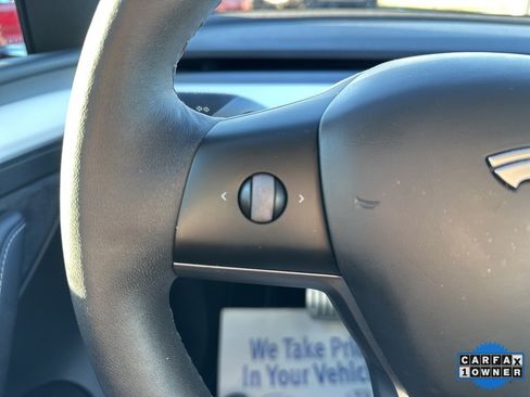 Used 2023 Tesla Model Y Performance image 62