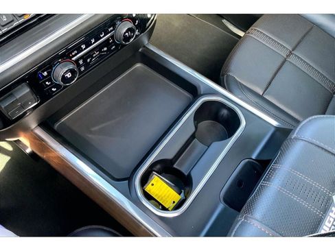 Used 2026 Chevrolet Silverado 3500 High Country w/ Technology Package AWD/4WD image 19