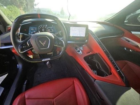 Used 2025 Chevrolet Corvette Z06 image 4