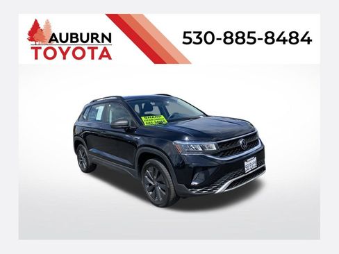 Used 2022 Volkswagen Taos S FWD image 1