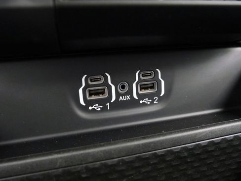 Used 2023 RAM 3500 Laramie AWD/4WD image 29