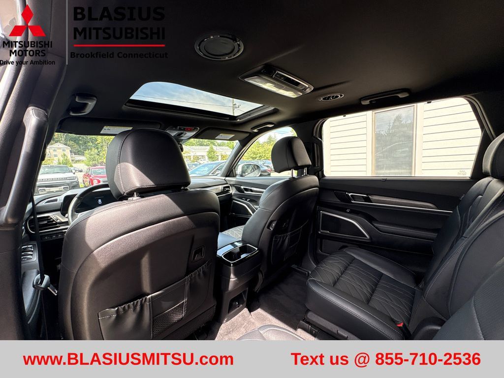 Used 2025 Kia Telluride EX X-Line AWD/4WD image 37