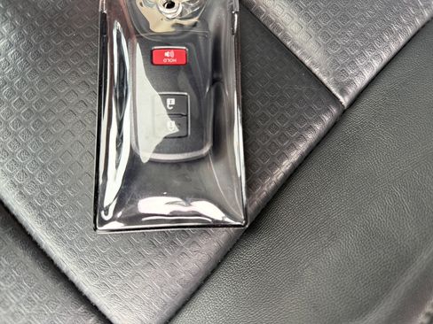 Used 2021 Toyota Tacoma TRD Off-Road image 39